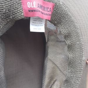 NWOT - OLE AMERICA MESS wide brim hat - 100% cotton